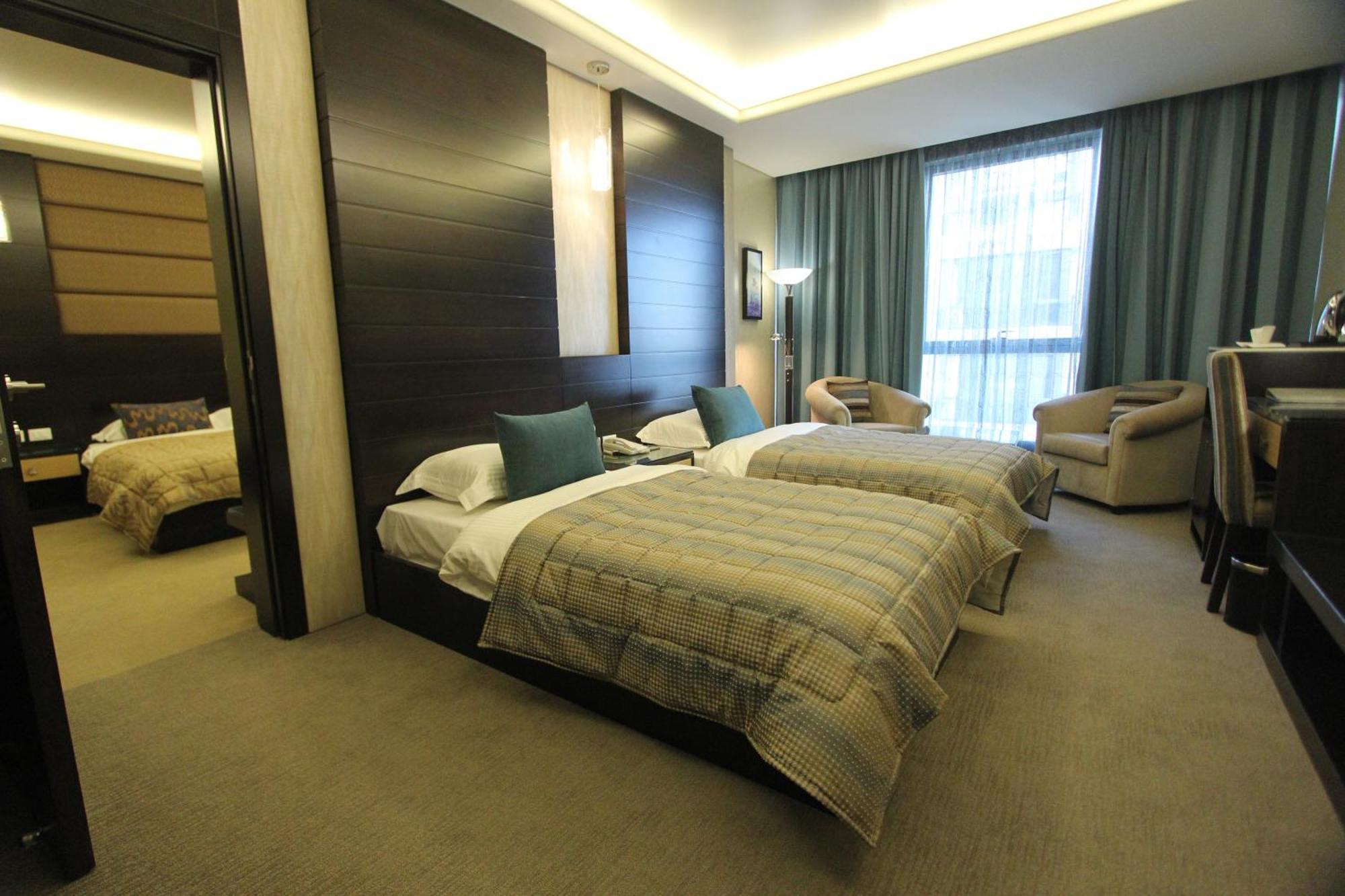 Hotel Elite By Beverly 4*
