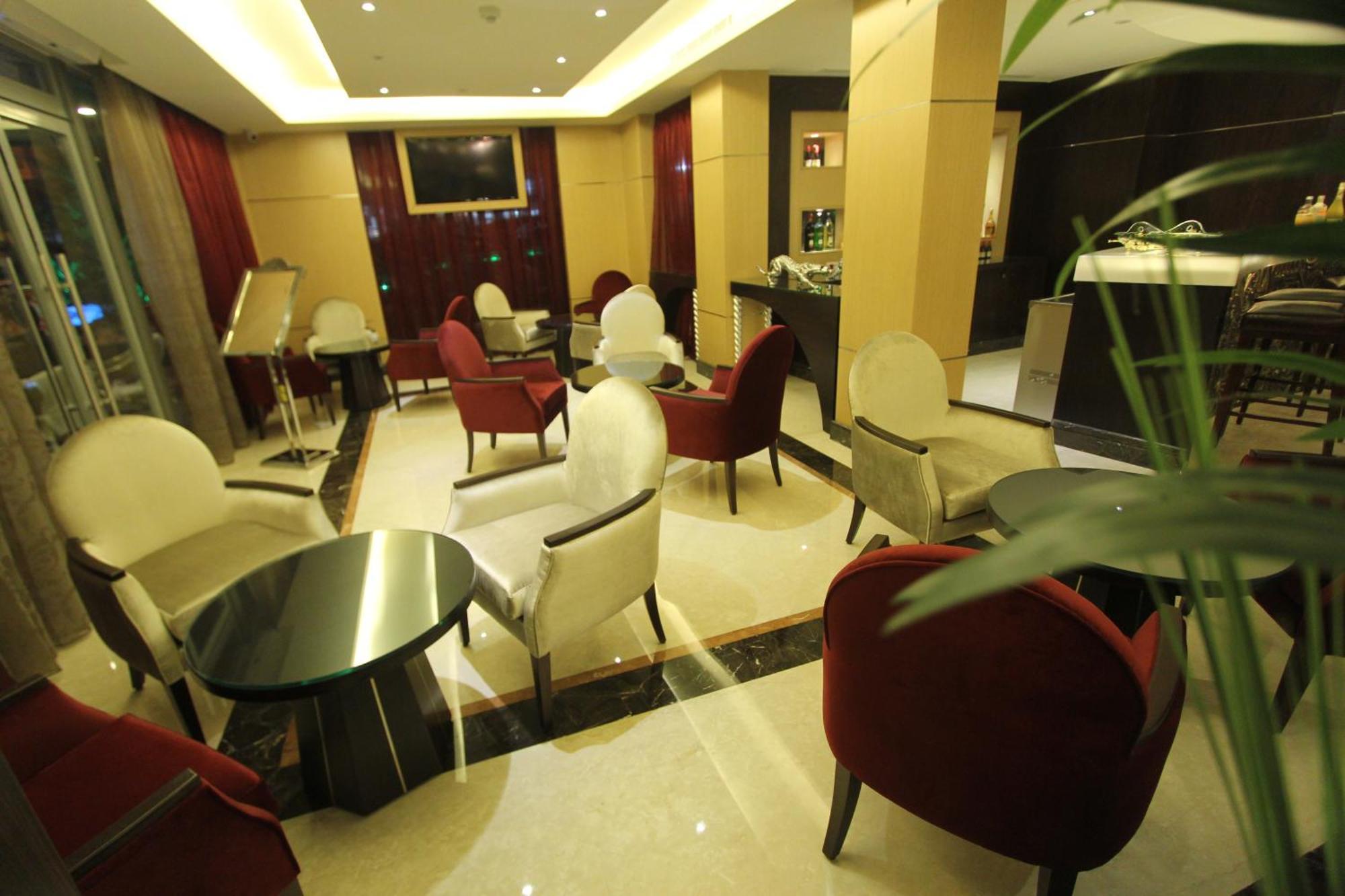 Hotel Elite By Beverly 4*