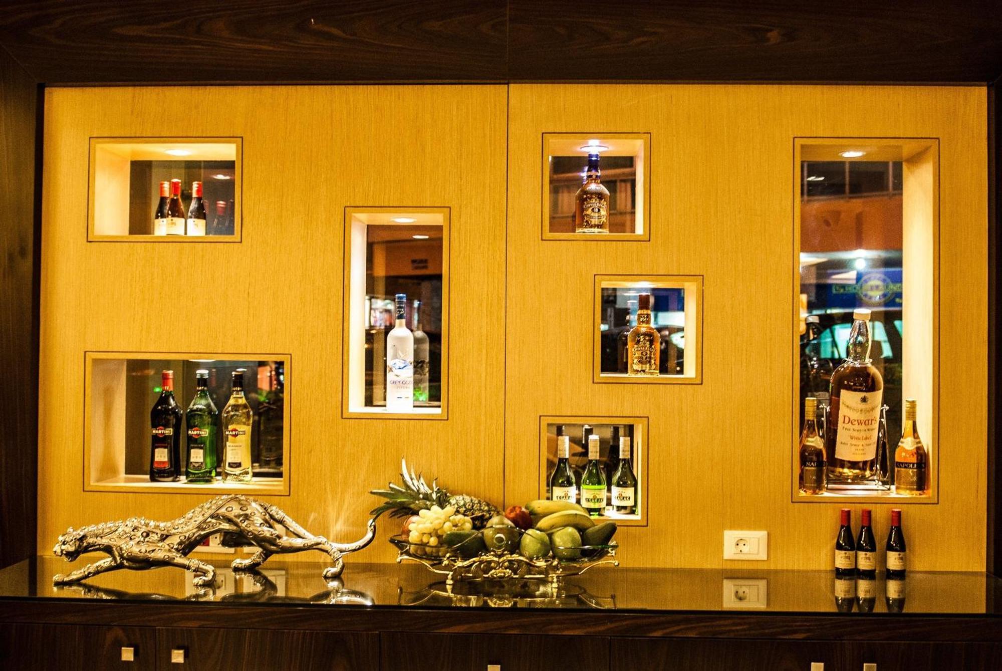 Elite By Beverly Hotel 4*